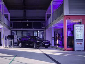 Im Testzentrum werden neue Ladelösungen für Elektrofahrzeuge und deren intelligente Einbindung in das Energie-Ökosystem erforscht. Bild: E.ON SE
